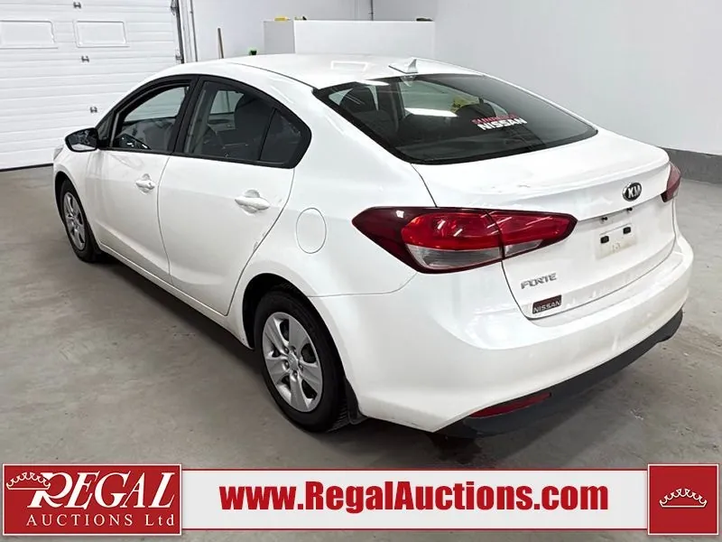Kia Forte 2017 photo 4