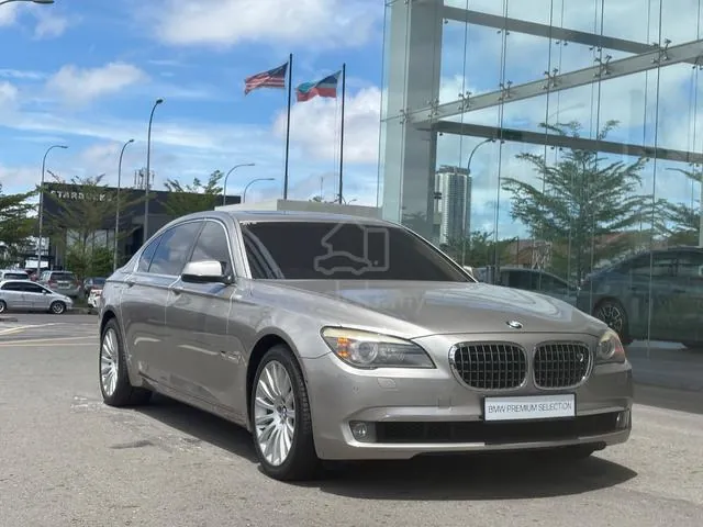 BMW 740Li