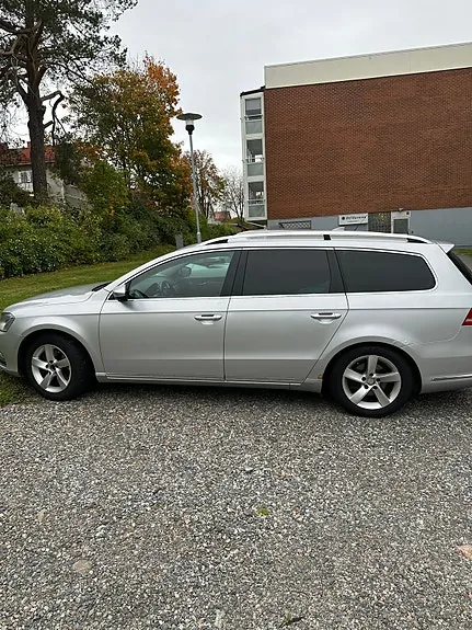 Volkswagen Passat 2012 photo 3
