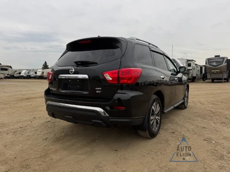Nissan Pathfinder 2019 photo 2