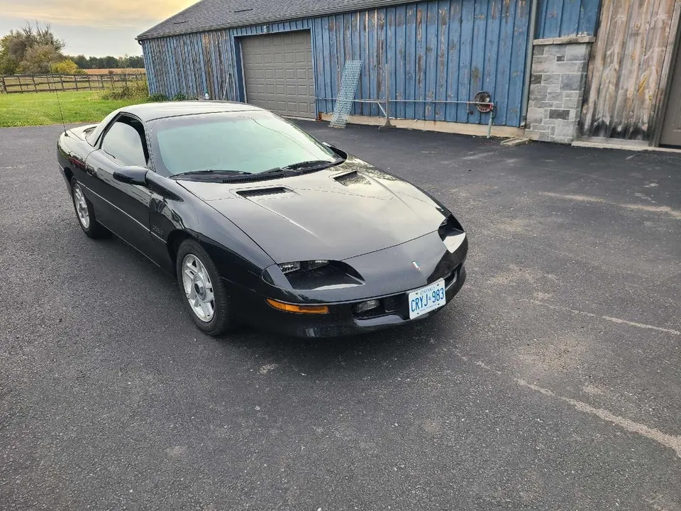 Chevrolet Camaro 1995 photo 4