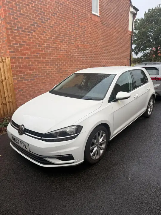 Volkswagen Golf 2017 photo 2