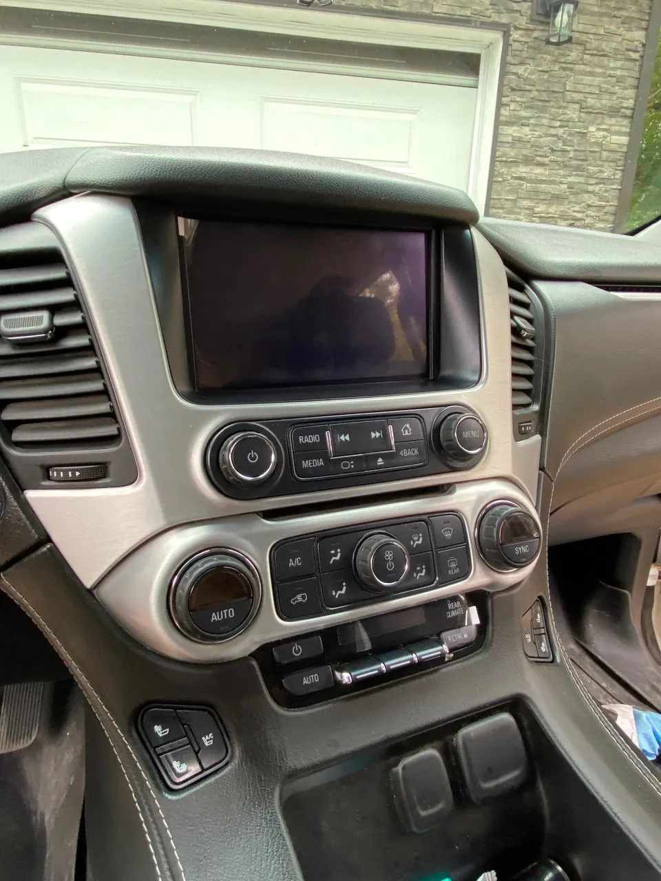 GMC Yukon Xl 2016 photo 2