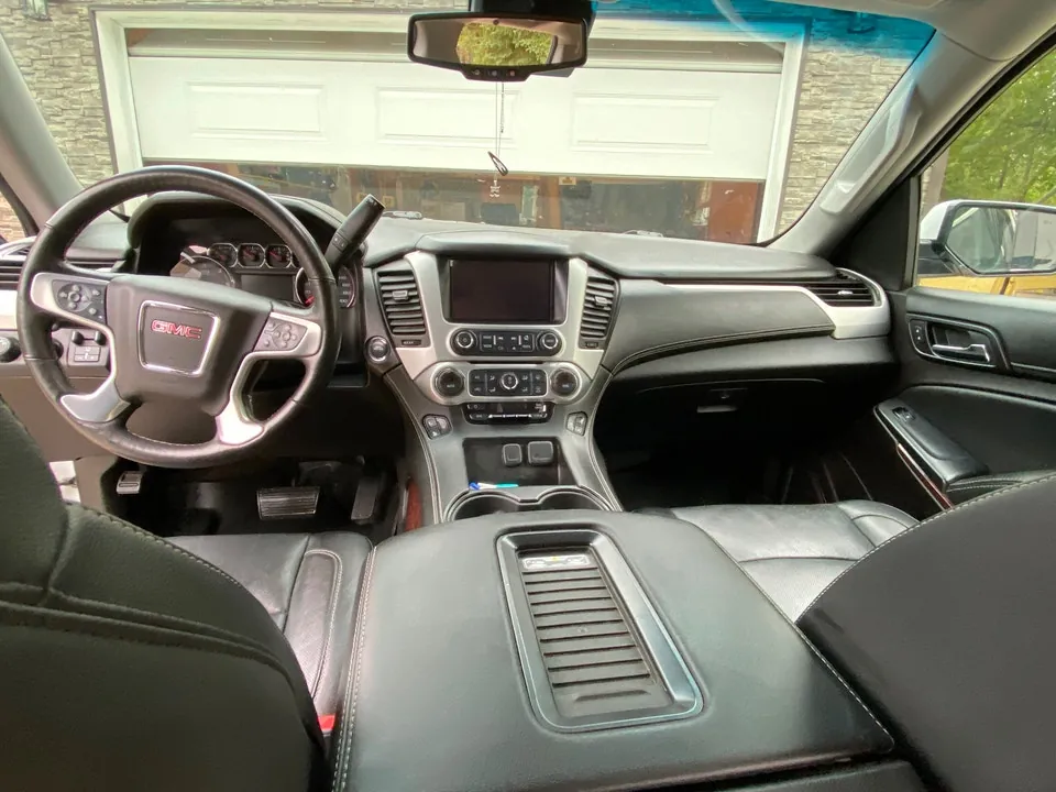 GMC Yukon Xl 2016 photo 4