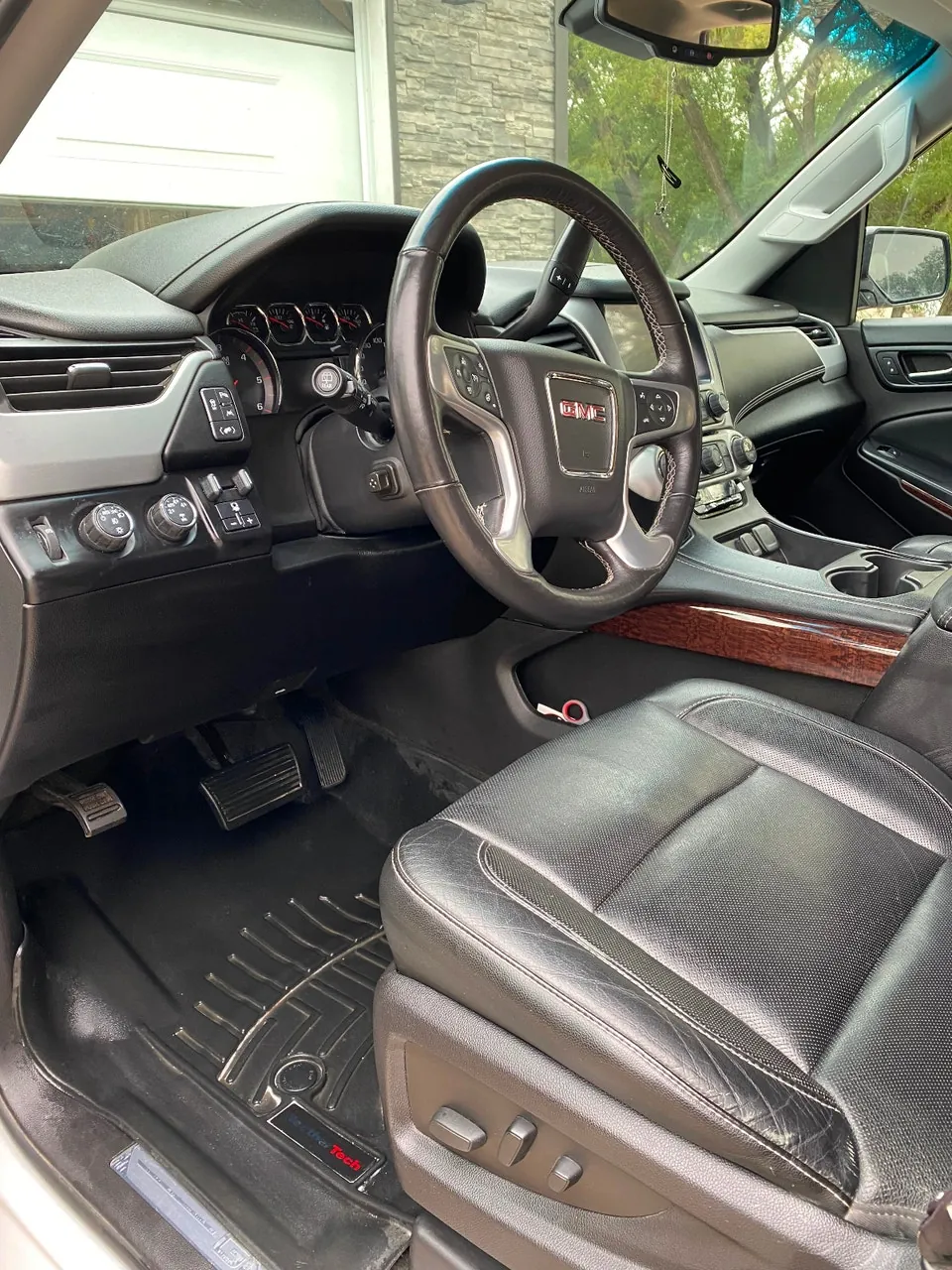 GMC Yukon Xl 2016 photo 3