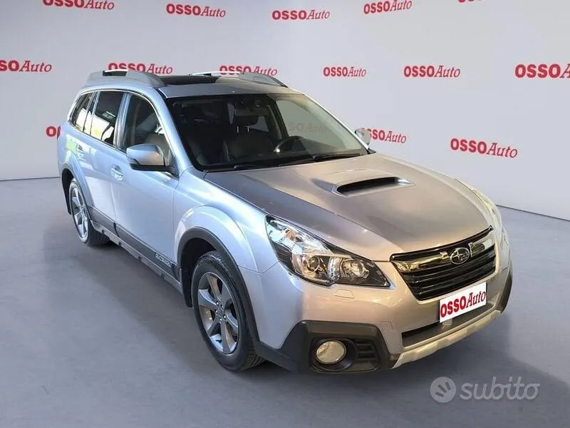 Subaru Outback 2014 photo 2