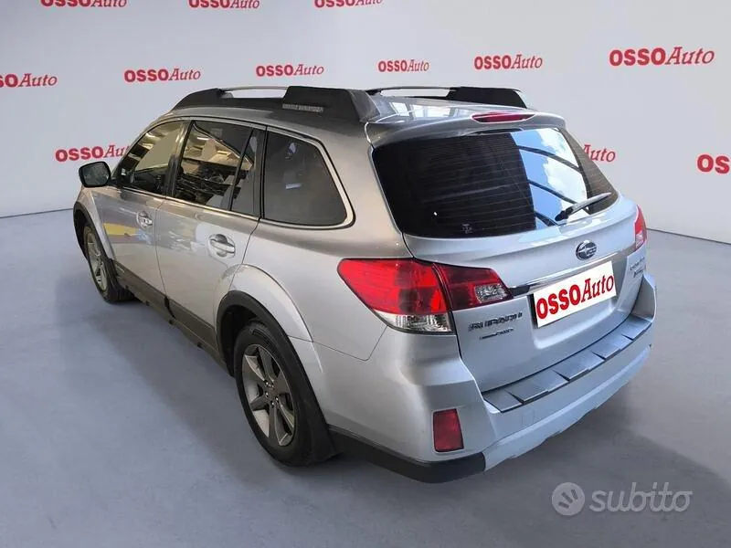 Subaru Outback 2014 photo 4
