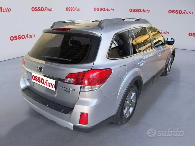 Subaru Outback 2014 photo 3