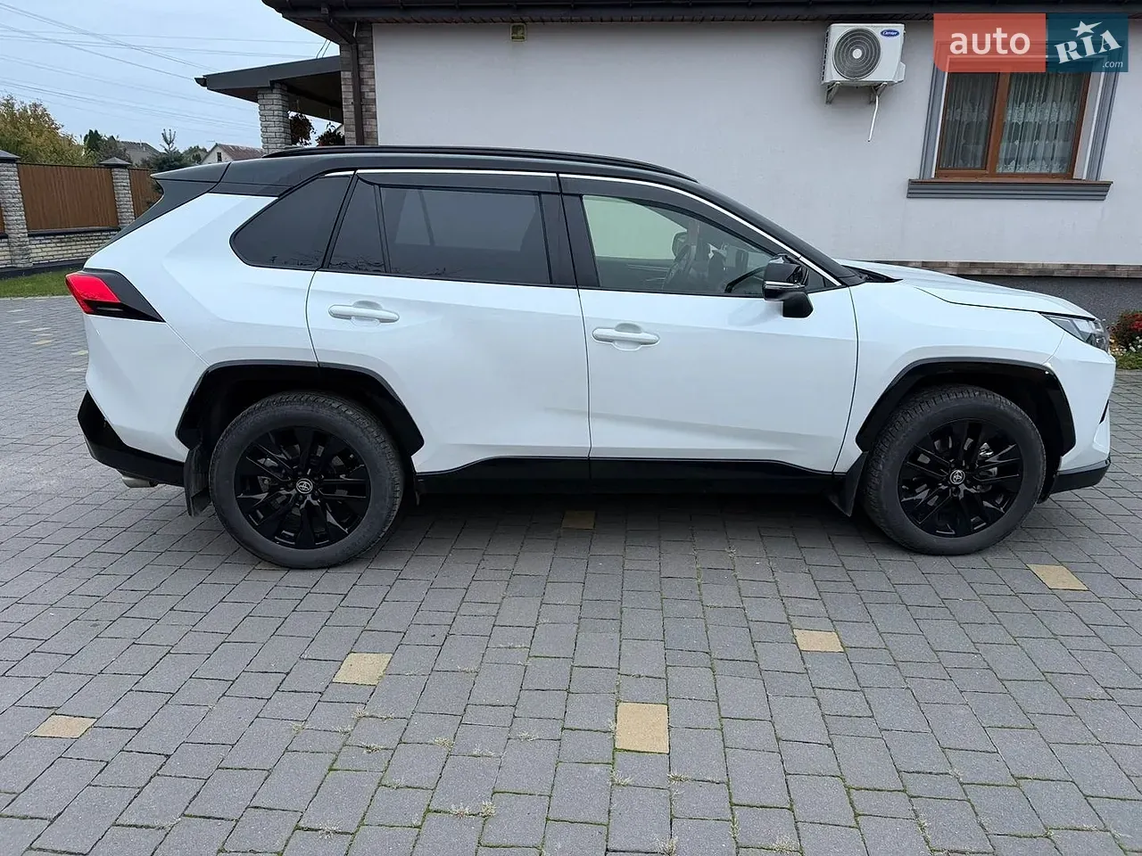 Toyota Rav4 2024 photo 4