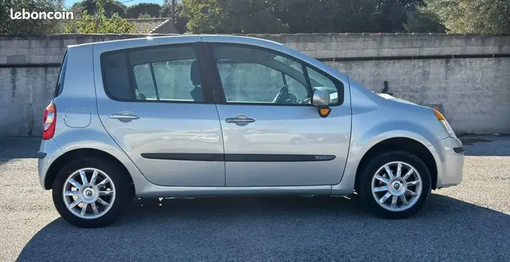Renault Modus 2005 photo 2