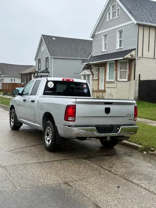 Dodge Ram 1500 2012 photo 5