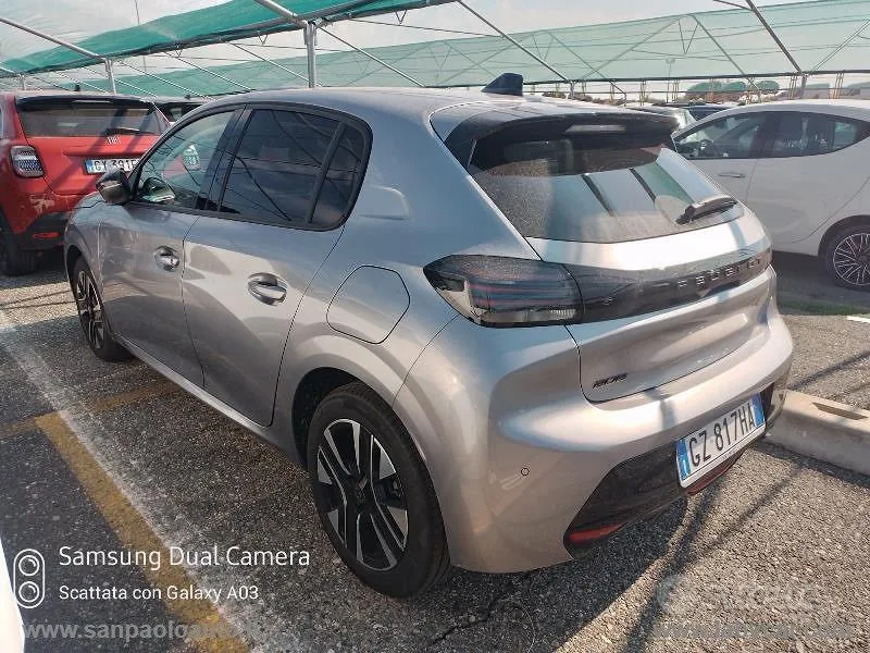 Peugeot 208 2025 photo 3