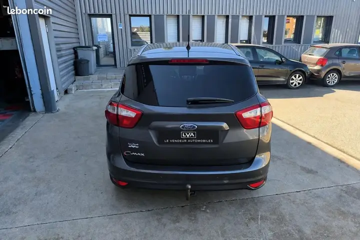 Ford C-Max 2015 photo 4