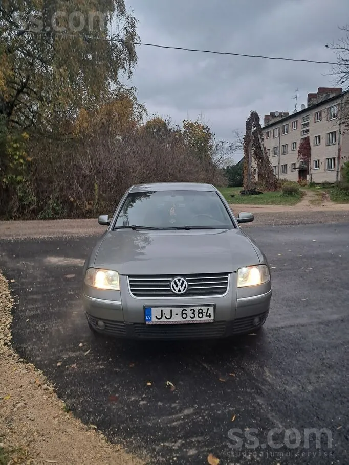 Volkswagen Passat 2003 photo 2