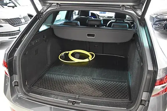 Skoda Superb 2023 photo 5