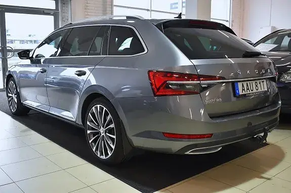 Skoda Superb 2023 photo 3