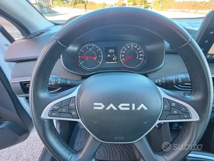 Dacia Sandero 2024 photo 3