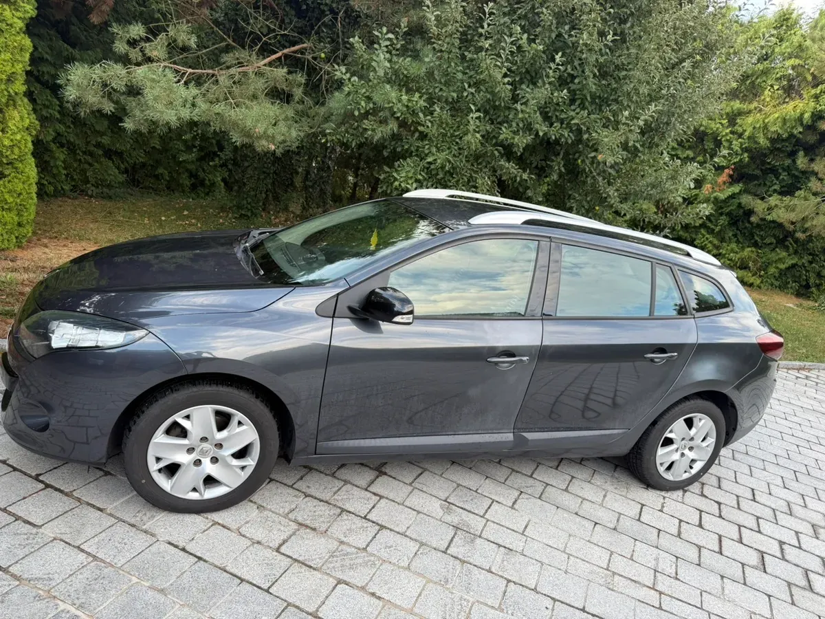 Renault Megane 2011 photo 3