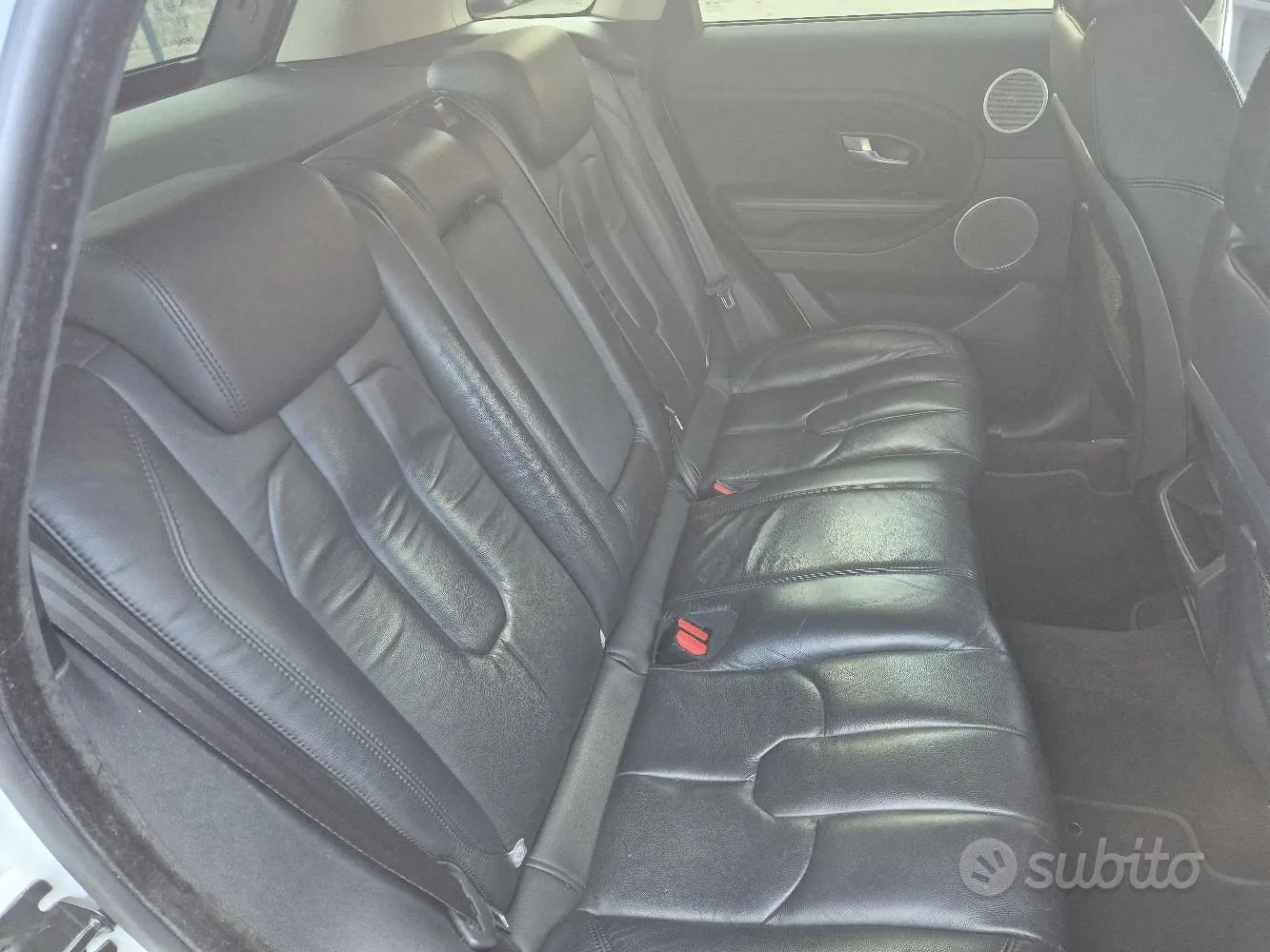 Land Rover Range Rover Evoque 2014 photo 4