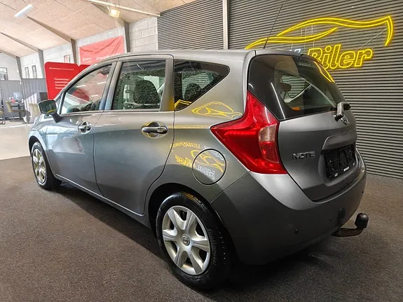 Nissan Note 2014 photo 3