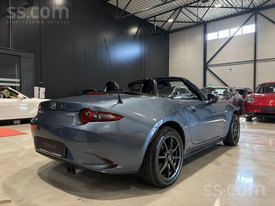 Mazda Mx-5 2017 photo 2