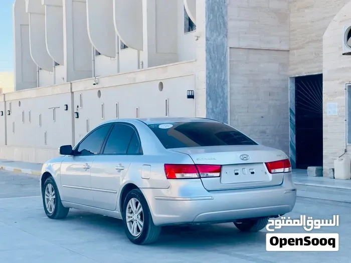 Hyundai Sonata 2009 photo 2