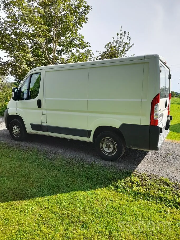 Citroen Jumper 2012 photo 2