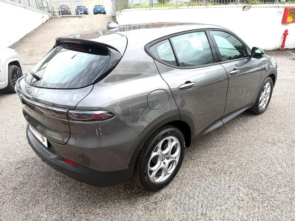 Alfa Romeo Tonale 2023 photo 5