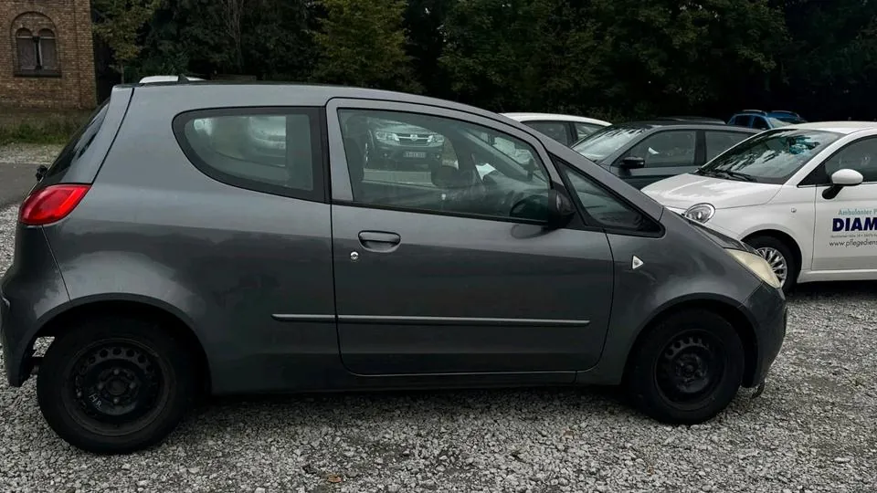 Mitsubishi Colt