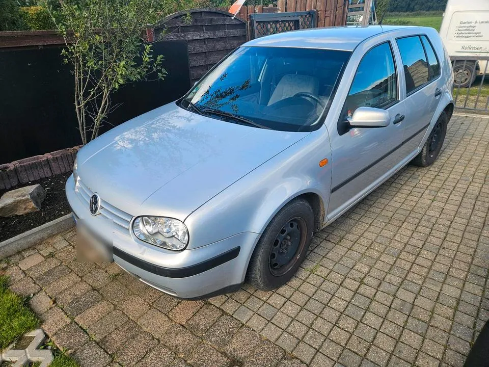 Volkswagen Golf 4