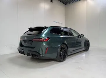 BMW M5 Touring 2025 photo 3