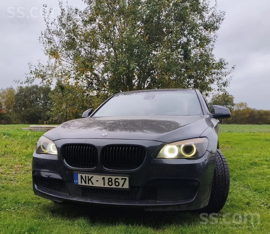 BMW 740