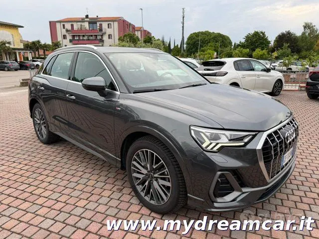 Audi Q3 2021 photo 4