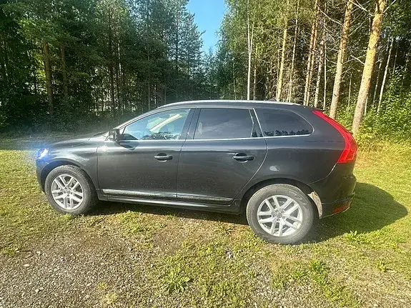 Volvo Xc60 2017 photo 4