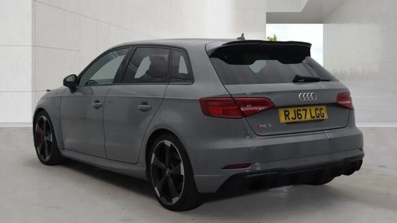 Audi Rs3 2018 photo 3