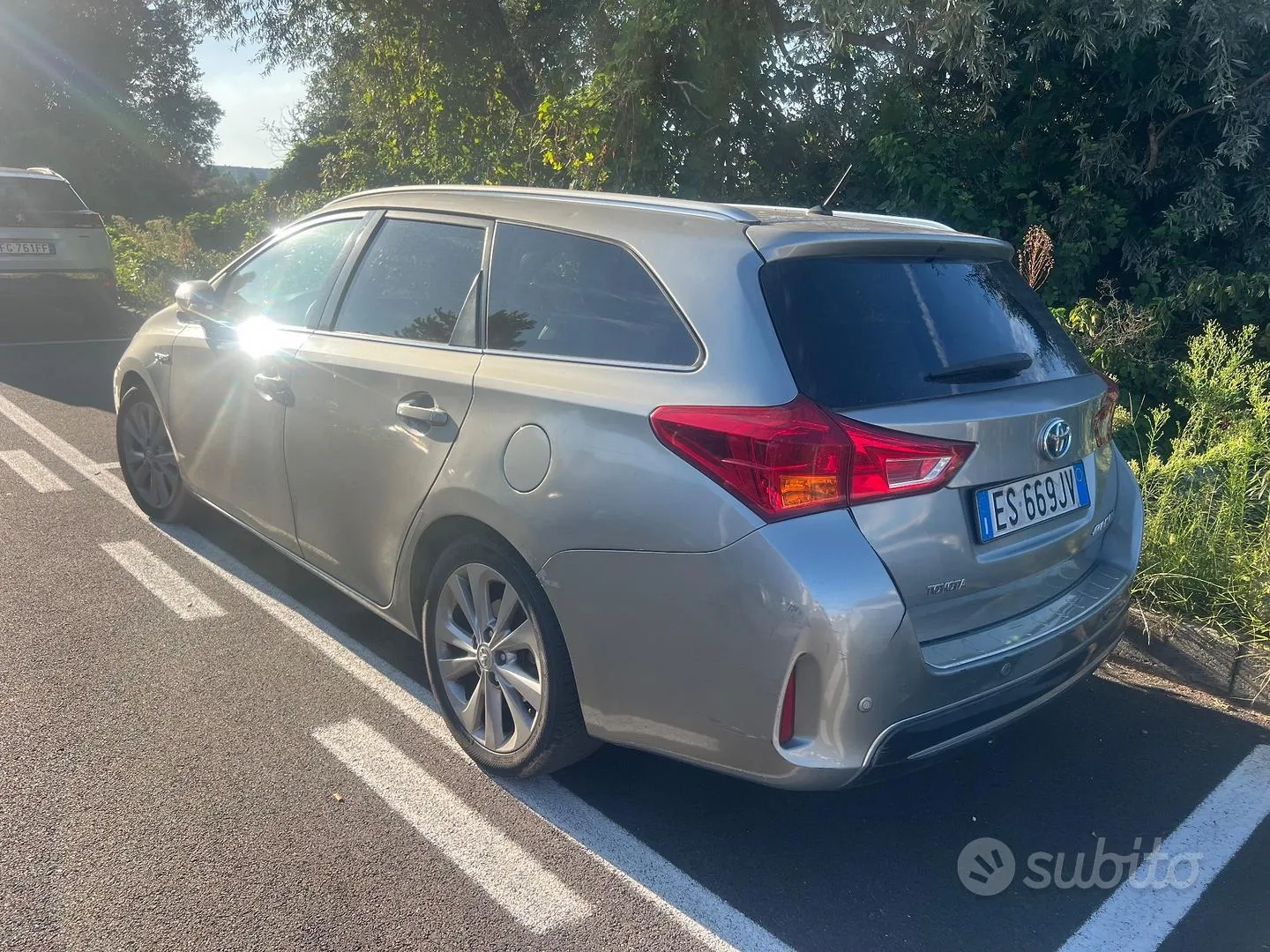 Toyota Auris 2013 photo 5