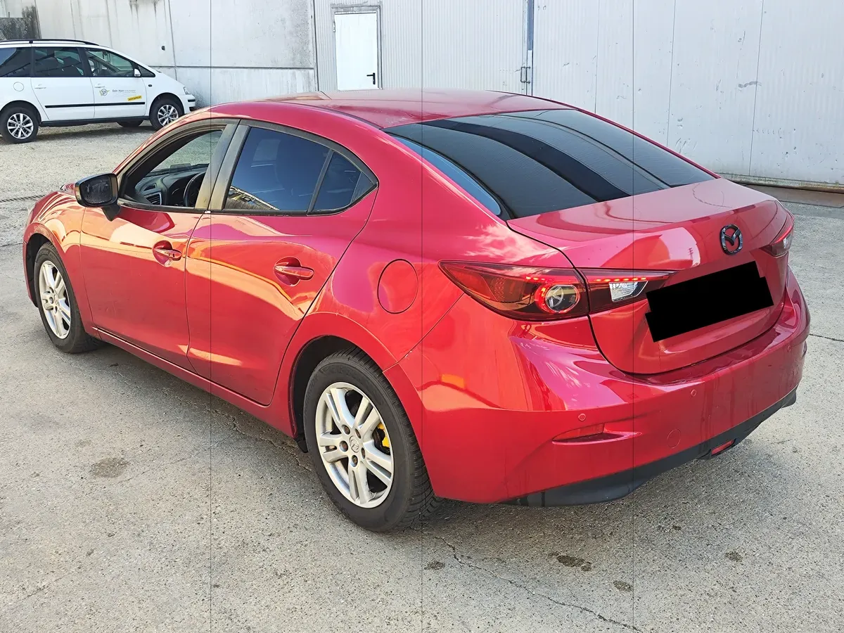 Mazda Mazda3 2014 photo 2