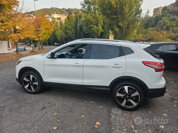 Nissan Qashqai 2016 photo 2
