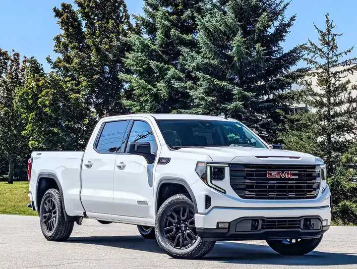 GMC Sierra 1500 2026 photo 2