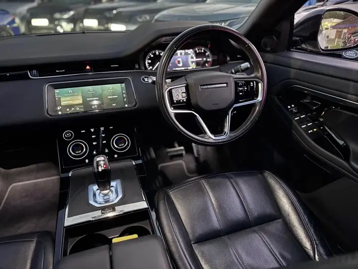 Land Rover Range Rover Evoque 2021 photo 3