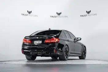 BMW M5 2018 photo 4