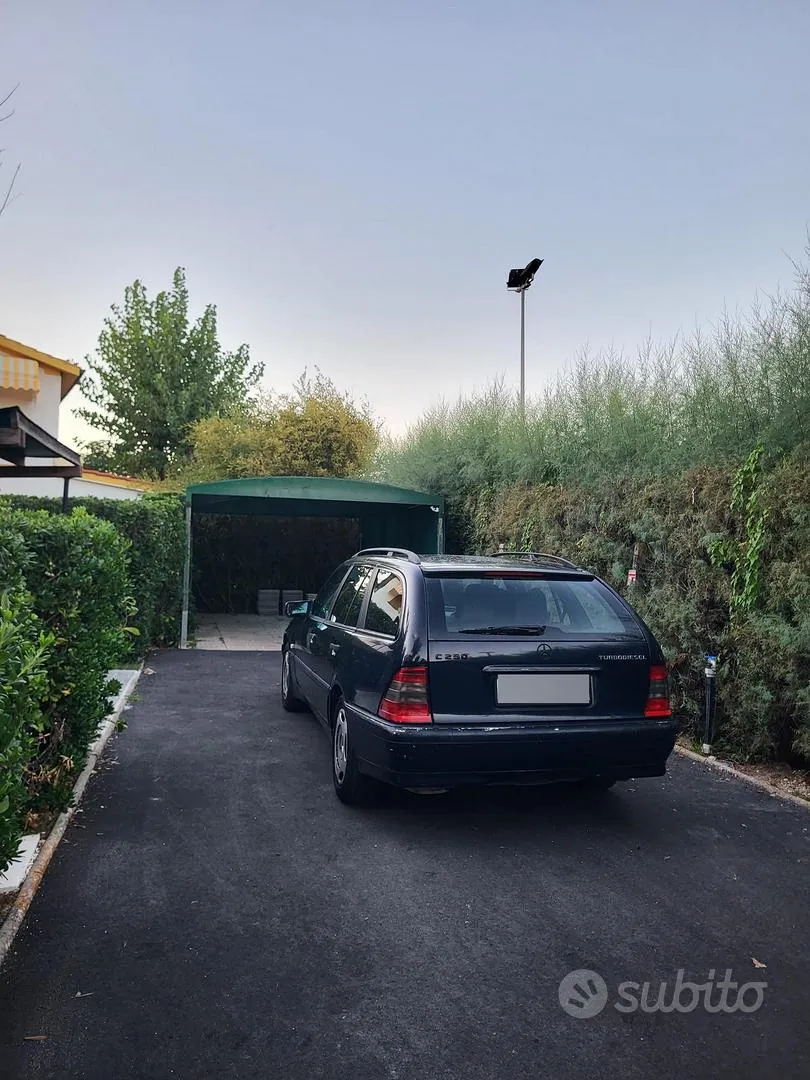 Mercedes-Benz C250 1998 photo 2