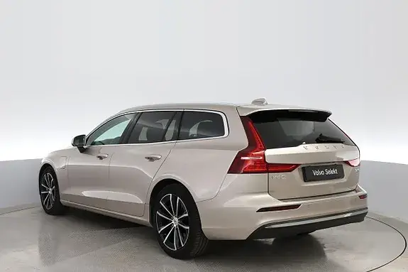 Volvo V60 2025 photo 3