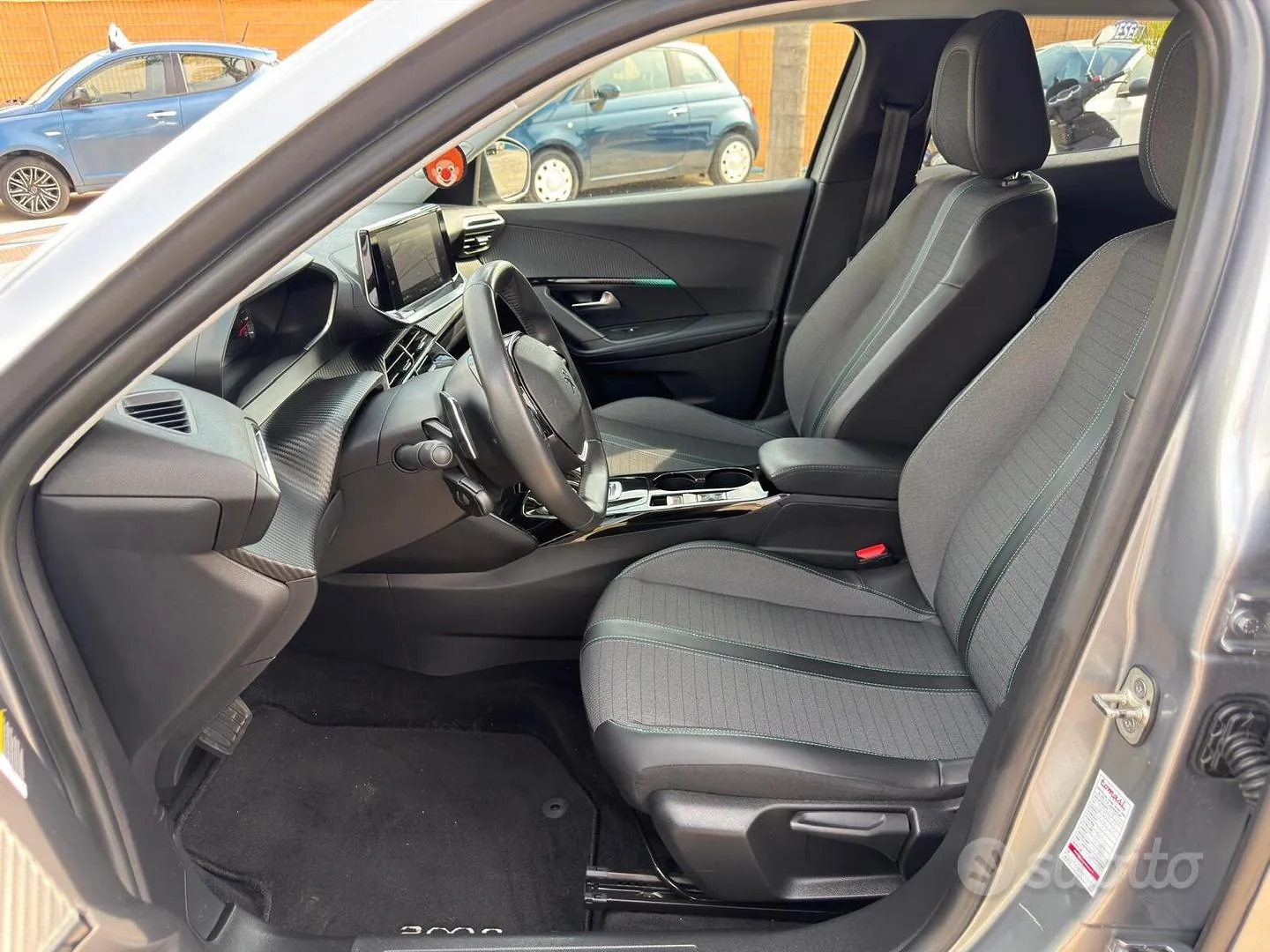 Peugeot 2008 2022 photo 2
