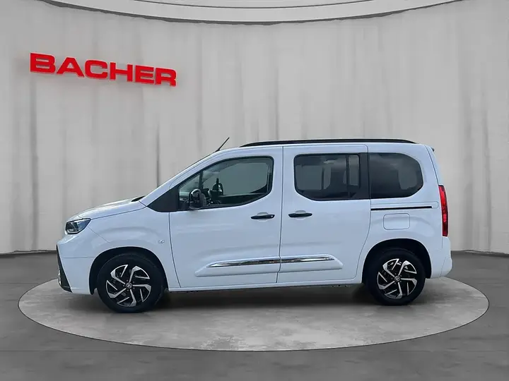 Toyota Proace City Verso L1 2025 photo 2