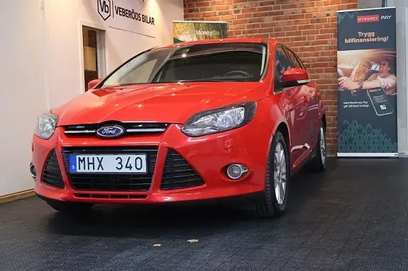 Ford Focus 2012 photo 2