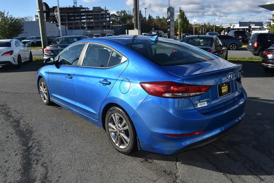 Hyundai Elantra 2017 photo 3