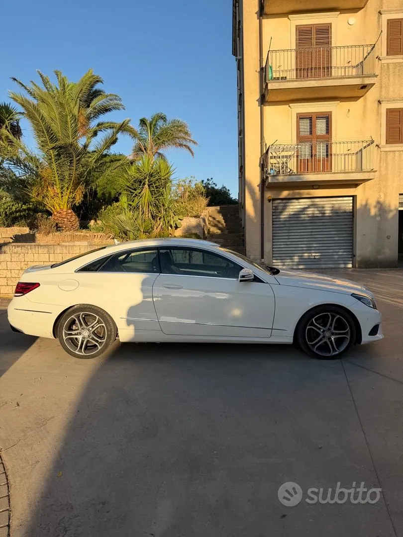 Mercedes-Benz E-Class 2014 photo 4