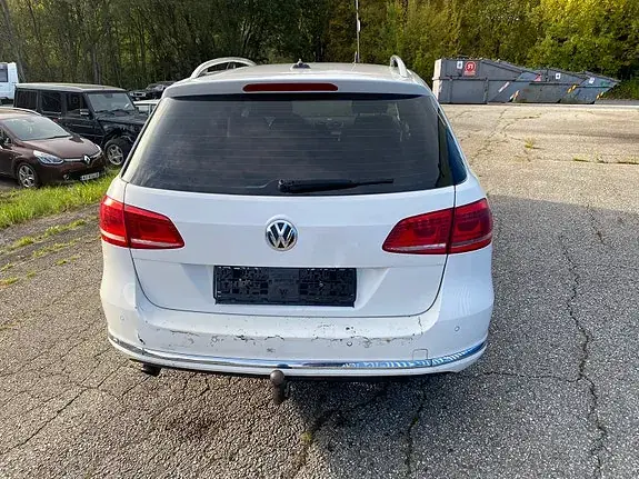 Volkswagen Passat 2013 photo 5