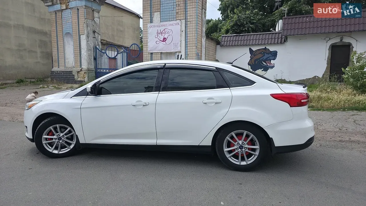 Ford Focus 2016 photo 3